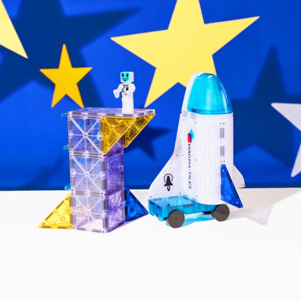 Space 32-Piece Set from Magna-Tiles
